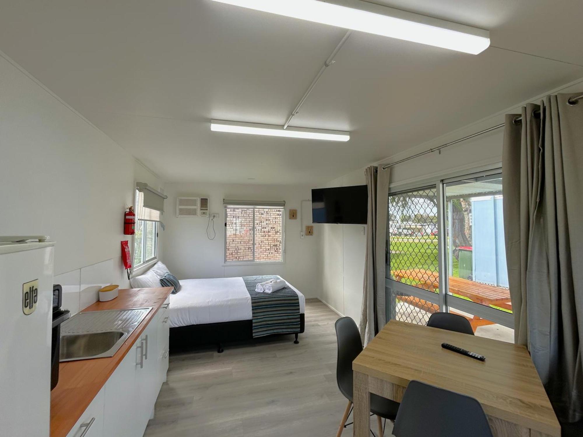 Mandurah Coastal Holiday Park Exterior photo