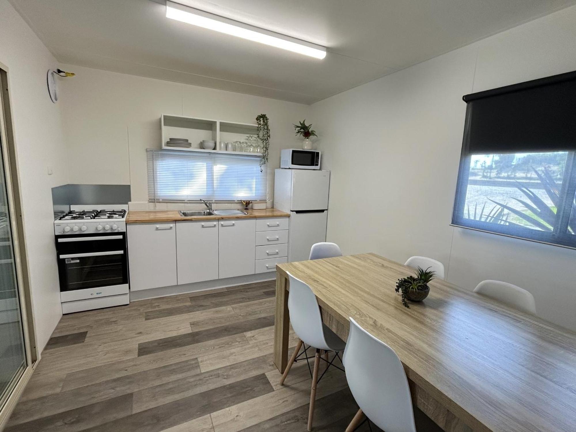 Mandurah Coastal Holiday Park Exterior photo